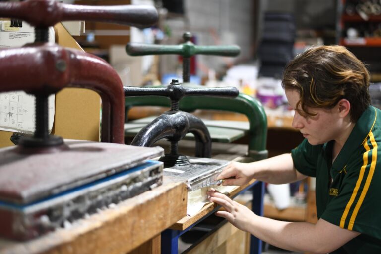 Books-and-boxes-danile-and-piper_1732_