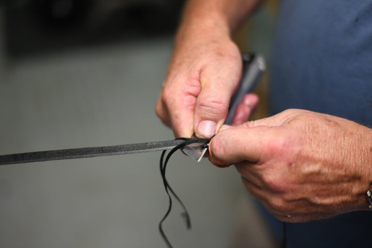 Adrian-whip-maker_DSC_3269